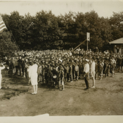 Children pledging the flag at Cedar Lake Camp, circa 1930 (credit: Freud Photos, license: PD)